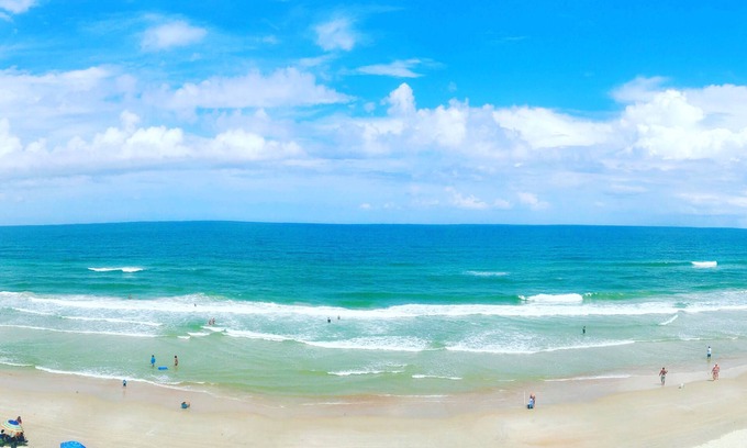 Daytona Beach Shores Condo | Gorgeous Condo with Amazing Views of the Ocean!