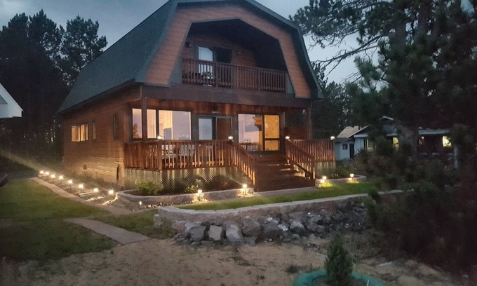 Lake Linden Cottage | Gorgeous Cottage on Sugar Sands of Lake Superior