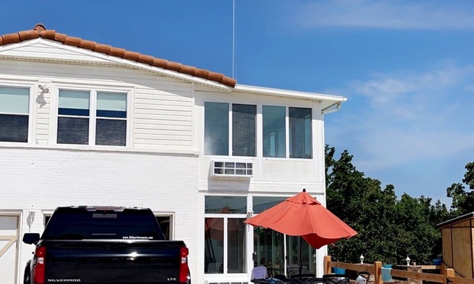 Sand Springs House | Gorgeous country retreat with pond and pool!