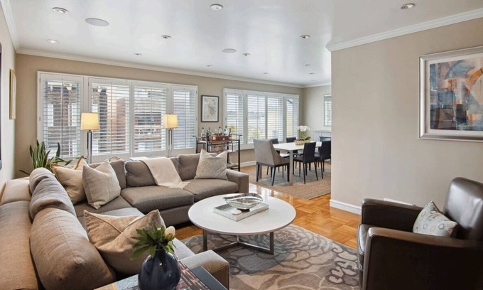 Cow Hollow Condo | Gorgeous, Cow Hollow 2 BR, 1 BA Condo