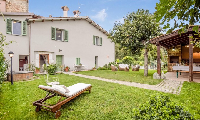 Montelovesco House | Gorgeous home in Palazzetto Nese