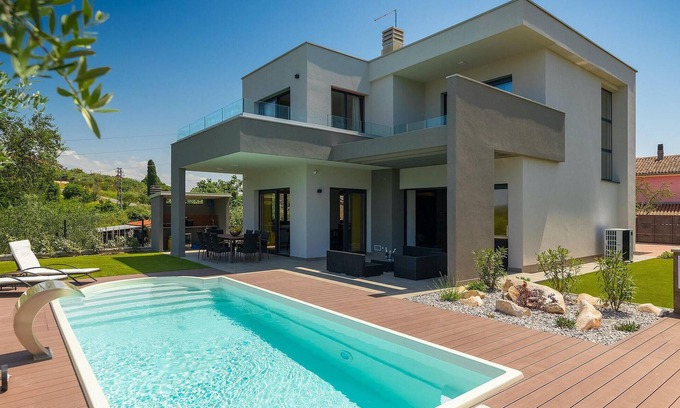 Buje House | Gorgeous home in Buje