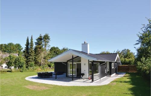 Smidstrup Strand House | Gorgeous Home In Gilleleje With Wifi