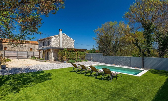 Prodol House | Gorgeous home in Krnica