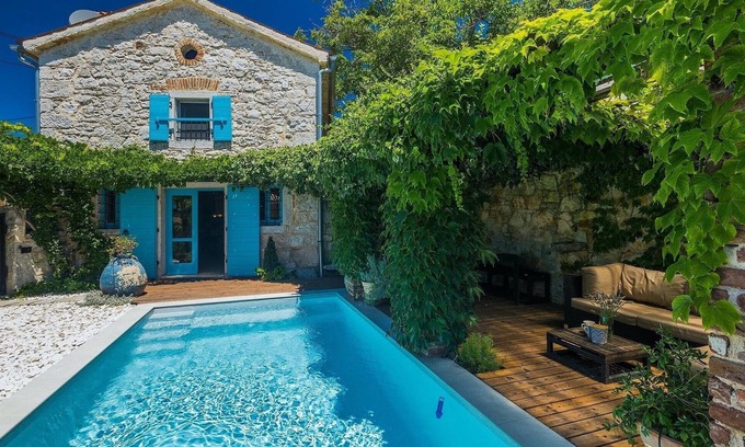 Dracevac House | Gorgeous home in Porec