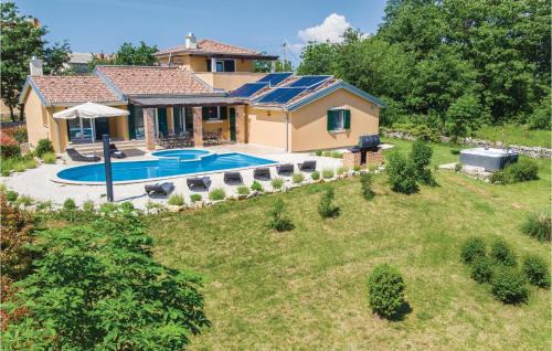 Rezanci House | Gorgeous Home In Rezanci With Jacuzzi