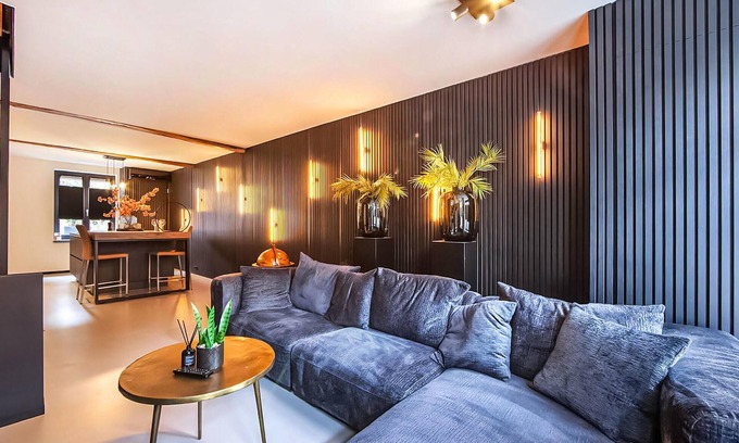 Roermond House | Gorgeous home in Roermond with kitchen