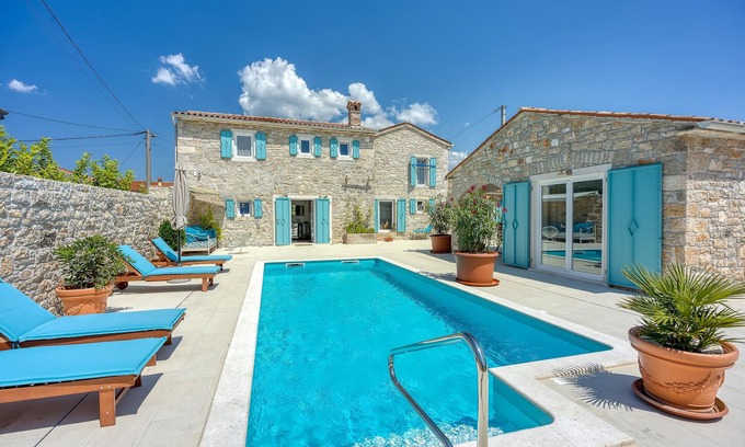 Selina House | Gorgeous home in Selina