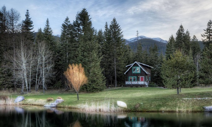 Kalispell Cottage | Gorgeous Property Located Just 30 Minutes From Glacier National Park