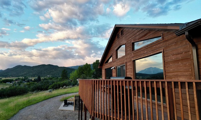 Glenwood Springs House | Gorgeous Retreat with Mountain Views, Open Living, Bunk Room, Game Room, Hot Tub