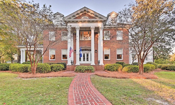 Cheraw House | Gorgeous, Southern Home in Beautiful Cheraw!