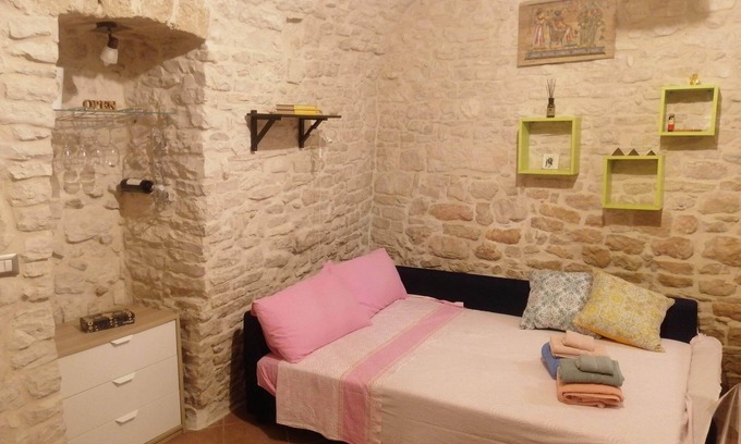Giovinazzo Apartment | Gorgeous stone built apartment in the heart of Giovinazzo's historic center