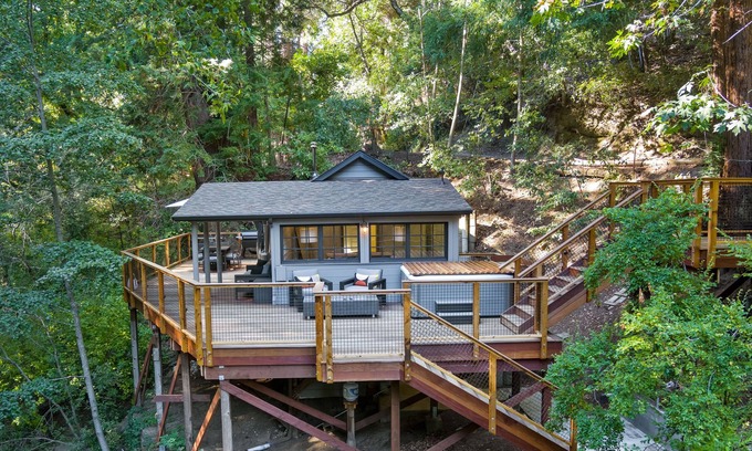 Scotts Valley Cabin | Gorgeous woodland cabin with private hot tub, creekside deck & pellet stove