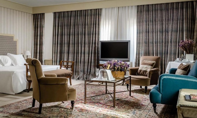 Pamplona City Centre Hotel | Gran Hotel La Perla
