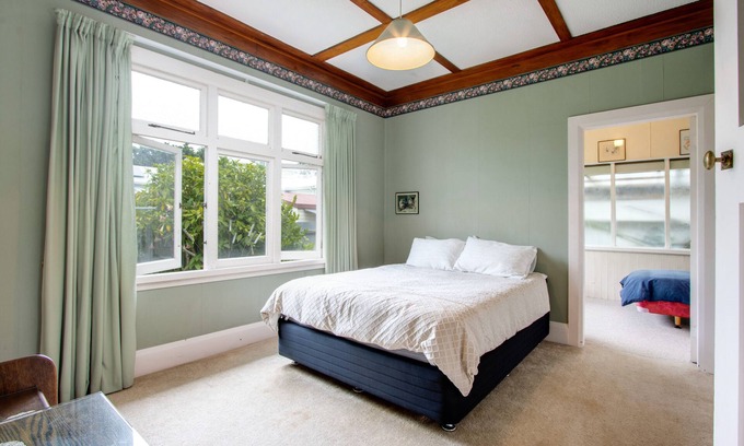 Napier House | Gran's House - Napier Holiday Home