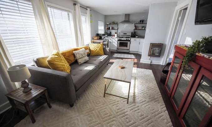 Granbury Condo | Granbury Loft: 1-Bedroom Gem for Two