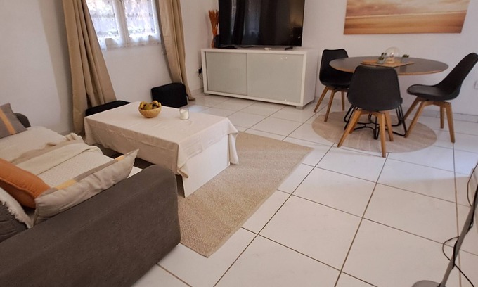 La Bocca Apartment | Grand 3 Pieces Climatise Proche DE LA MER