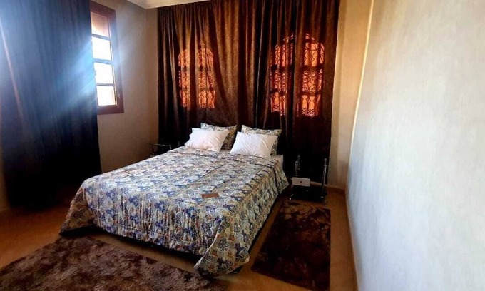 Daoudiate Apartment | Grand Appartement Ensoleillé 4 Façades