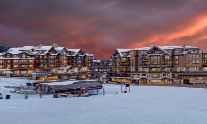 Peak 8 Resort | Grand Colorado Peak 8 - 2 Bedroom 1400 Square feet ski in/ski out