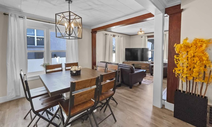 Grand Junction House | Grand Lodge Close to Downtown