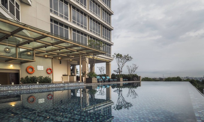 Grogol Hotel | Grand Mercure Solo Baru