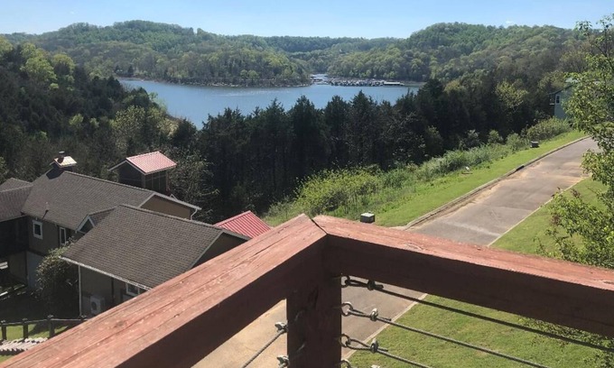 Smithville House | Grand Opening Summer 2021! Amazing Lake Views!