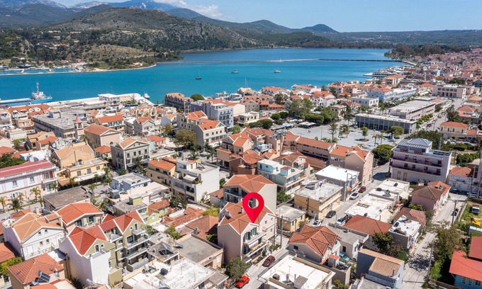 Argostoli Town Apartment | Grand Square Apartment