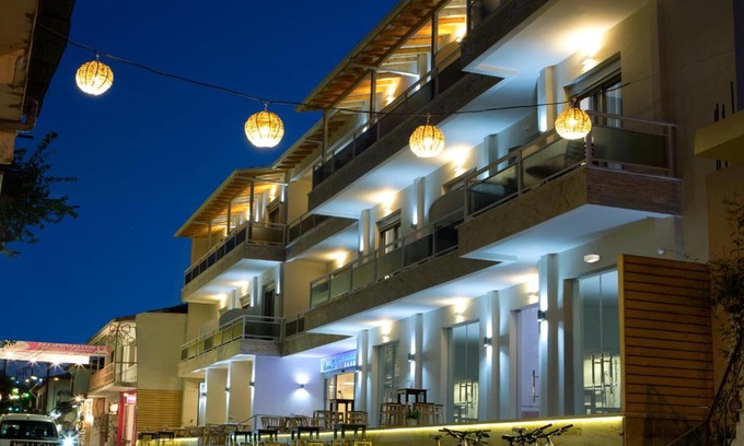 Vassiliki Hotel | Grand TheoNi Boutique Hotel & Spa