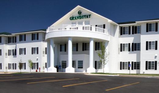 Rapid City Hotel | GrandStay Residential Suites Rapid City