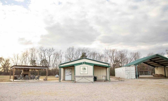 Ethel Apartment | Grandview Acres Bunkhouse