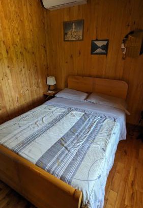 Riviere Eternite House | Grangette Entre Chiens et Loups