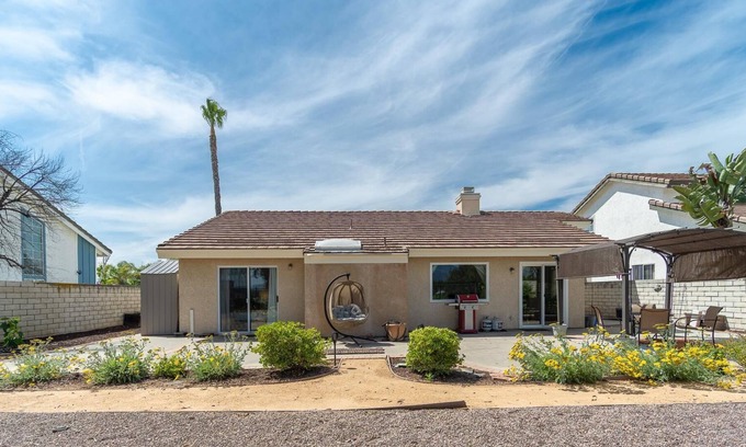 Temecula House | Grapevine Bungalow-30 Day w/Gorgeous Mountain View