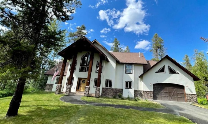 Fir Grove Estates Apartment | Grassy Lane Lodge .