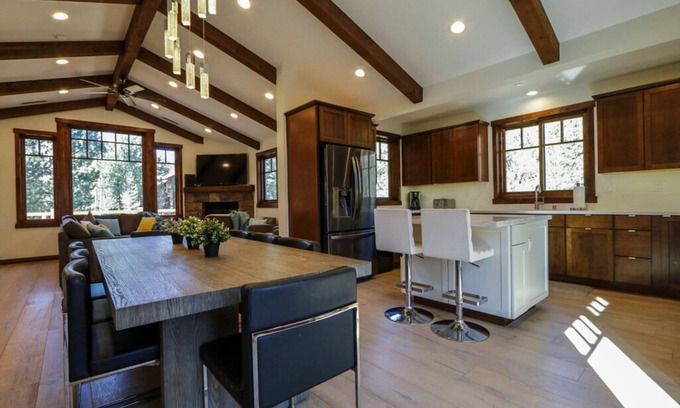 Stonegate House | Graybear Getaway - Family Friendly 4 Bd Home on Sierra Star Golf Course!