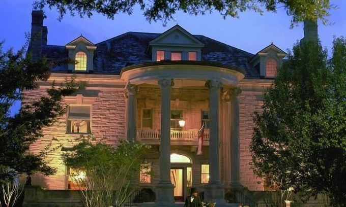 Wilmington Historic District House | Graystone Inn