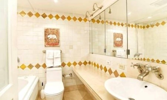 Aspen Hotel | Great 4 bedroom Condo, Aspen Core, Hot Tub, Sauna