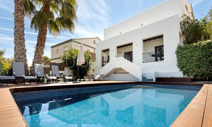 Olivella Villa | Great familiar house for 12 people in Olivella , 12 mn from Sitges, Barcelona