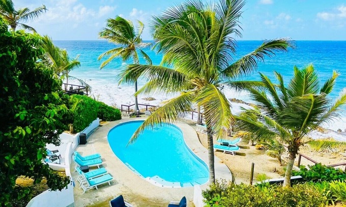 Estate La Vallee Condo | GREAT VIEW, OCEANSIDE CONDO BY BEACH, SNORKELING AND RESTAURANTS