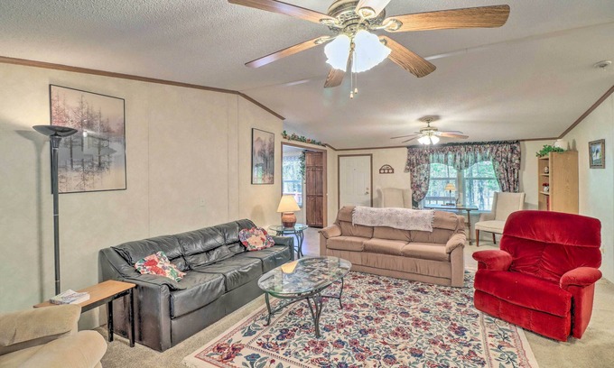 Greers Ferry House | Greers Ferry Getaway w/Deck & Lake Access!