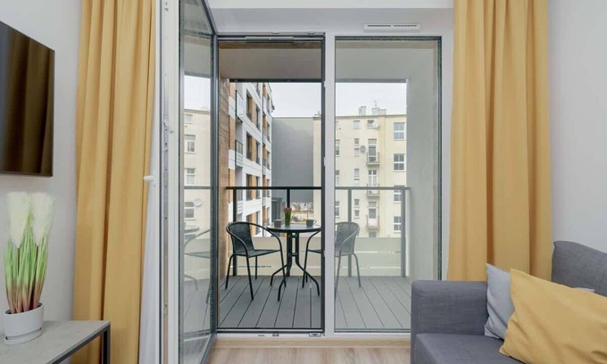 Kolobrzeg Apartment | Grey Apartment | Kołobrzeg | Furnished Balcony