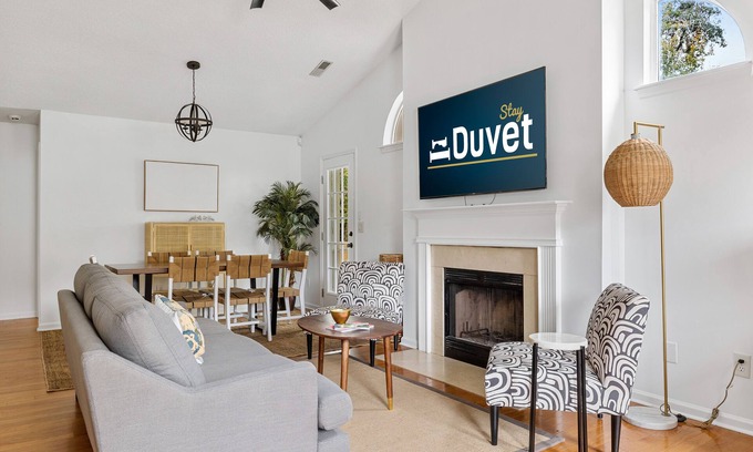 Mount Pleasant Apartment | Gritz Carlton: Beautiful Home 5 min to Shem Creek
