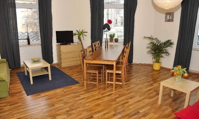 Innere Neustadt Apartment | Große Fewo Dresden Neustadt/Zentrum L9