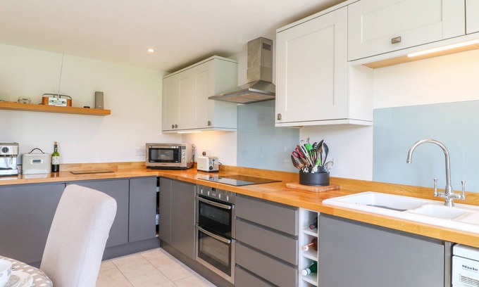 East Norton Cottage | Grooms Cottage