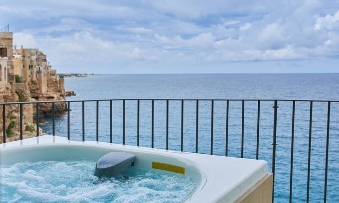 Polignano a Mare Hotel | Grotta Palazzese