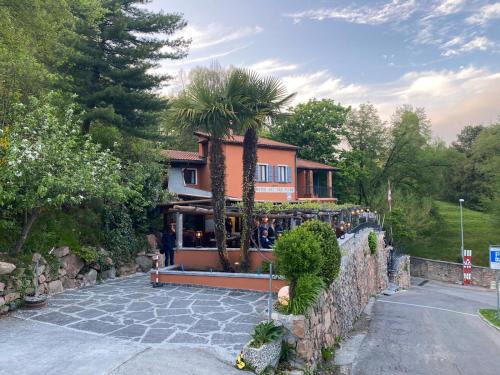 Carona Bed & Breakfast | Grotto del Pan Perdü