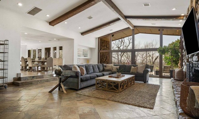 South Tulsa House | Grotto @ Southern Hills W/Pool & Hot Tub