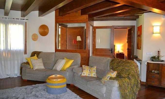 Queixans Apartment | Ground Floor 3 rooms Pool, Fireplace, Garden & Wi-Fi