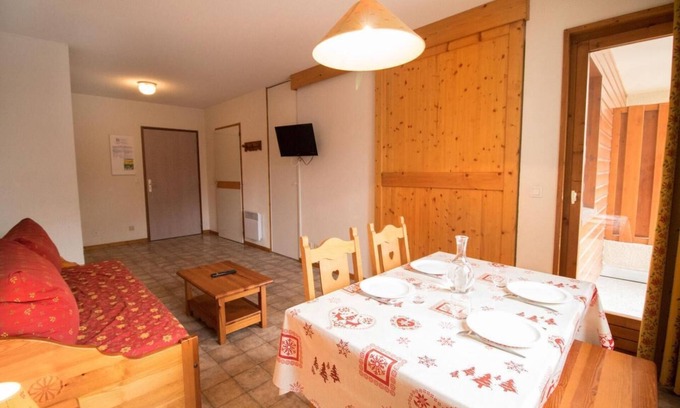 Aussois Apartment | Ground floor, terrace, tv, ski locker, 35m², Aussois