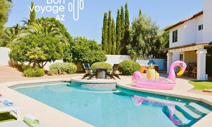 Sunset Ridge House | Group stay w/pool, hot tub & foosball!