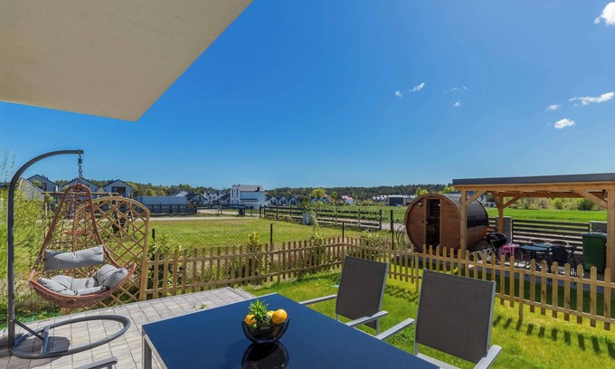 Jastrzebia Gora Apartment | Grzybiarzy 37 Jastrzębia Góra | Charming Alice Apartment | Terrace with Garden